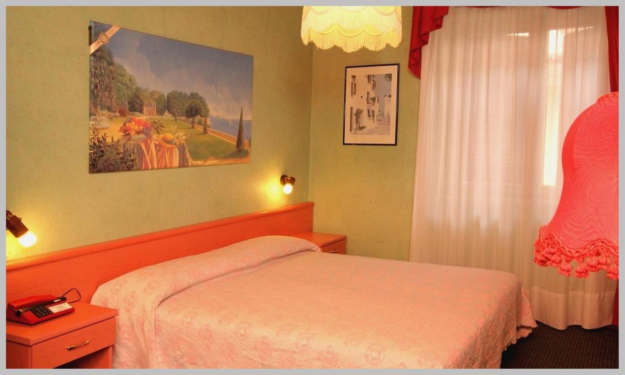 Hotel Benaco Sirmione Dış mekan fotoğraf