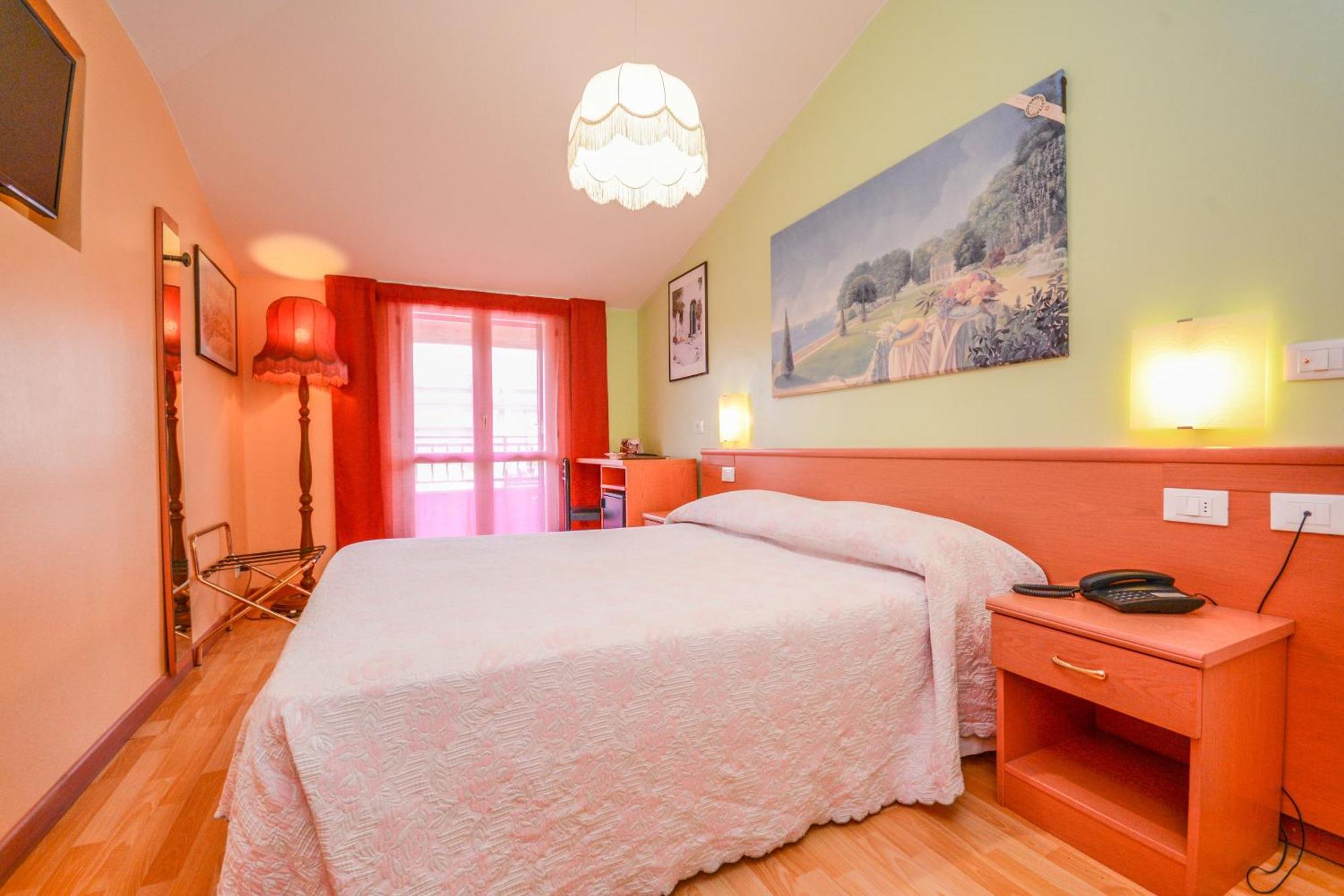 Hotel Benaco Sirmione Dış mekan fotoğraf